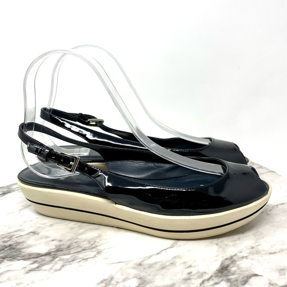 Stuart Weitzman Peep Toe Slingback Flatform two tone patent leather black 7.5 - Picture 2 of 13